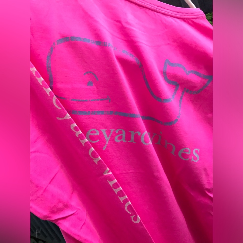 New Women’s Vineyard Vines Long Sleeve Vintage Whale Pocket Tee Fiesta Fuschia S